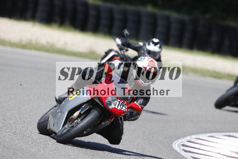 /48 25.08.2025 Cornu Master School ADR/gruen-vert/104